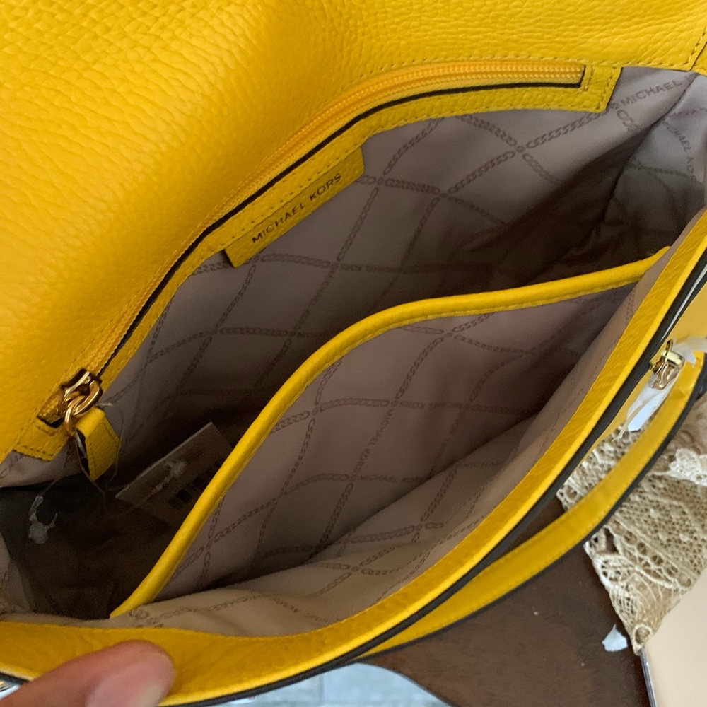 💛 new MK shoulder/ crossbody bag Bedford - Picture 8 of 8